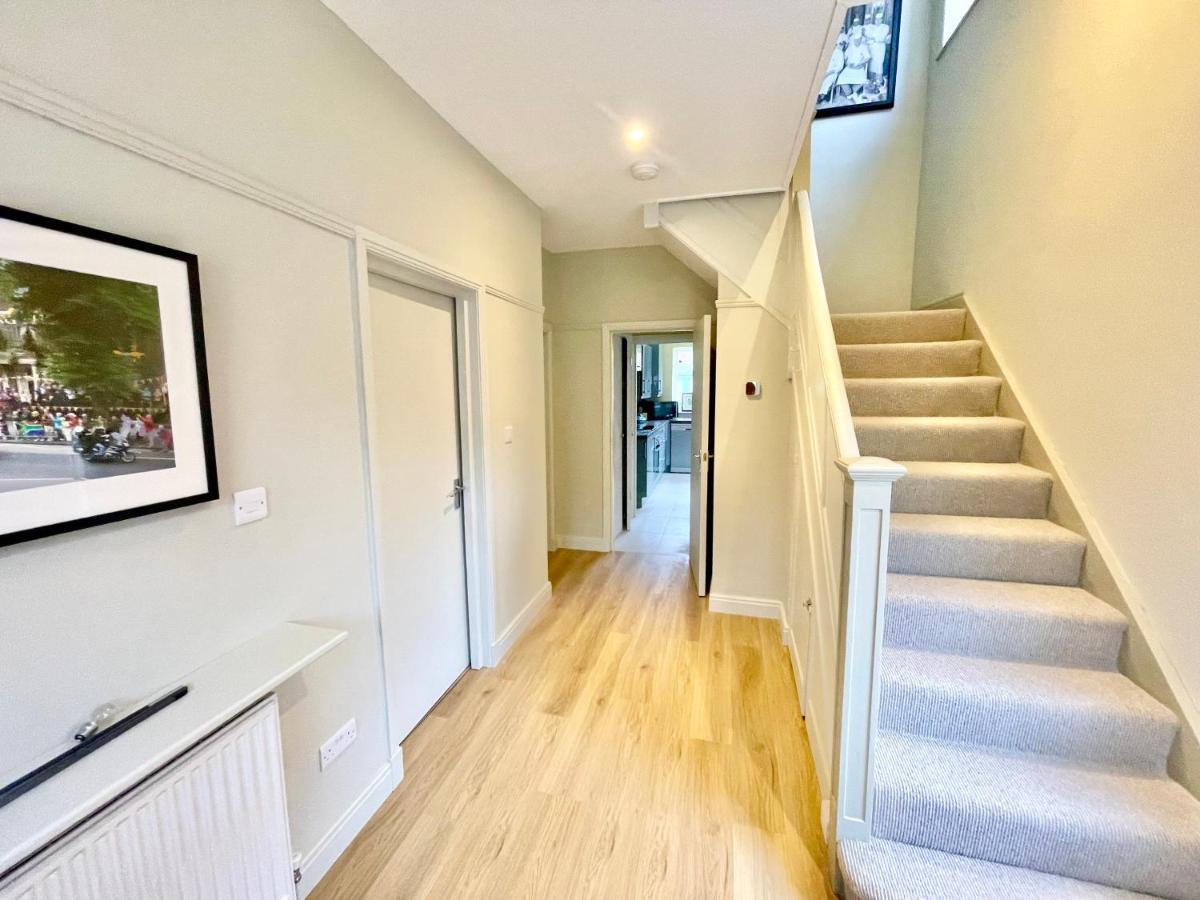 Central Townhouse With Free Off Road Parking And Garden ยอร์ค ภายนอก รูปภาพ